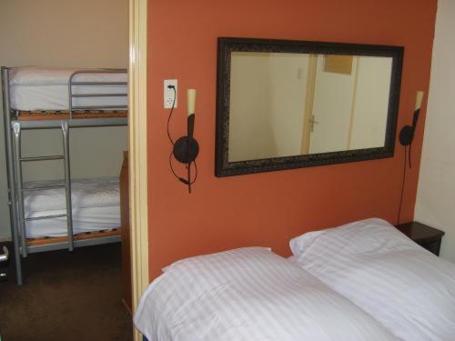 Badhotel Zeecroft Wijk aan Zee Bilik gambar
